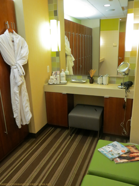 The Ultimate Luxury Travel Guide to Los Angeles - Beverly Hilton Aqua Star Spa 