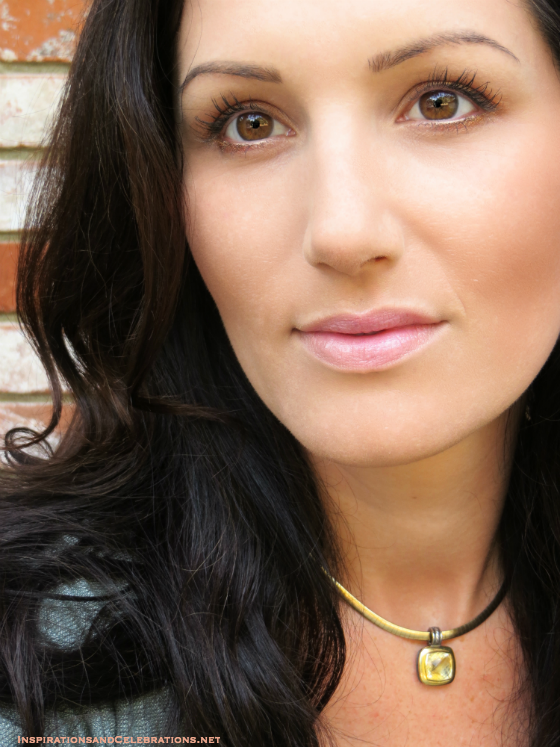 Fall 2015 Makeup Tutorial - From The Runway To The Real Way with Walgreen's Beauty