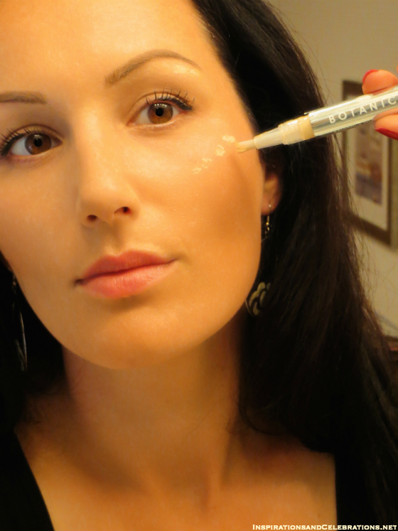 Fall 2015 Makeup Tutorial - Boots Botanics Radiance Highlighter Pen