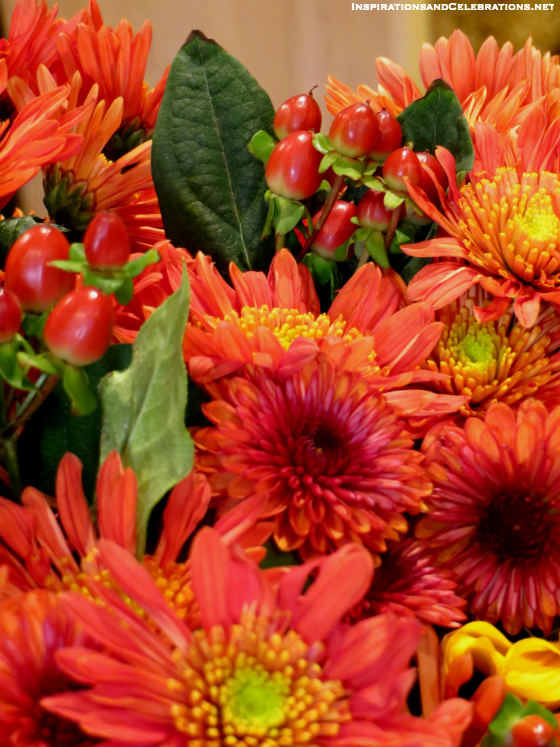 DIY Thanksgiving Decor: How To Create a Holiday Floral Arrangement