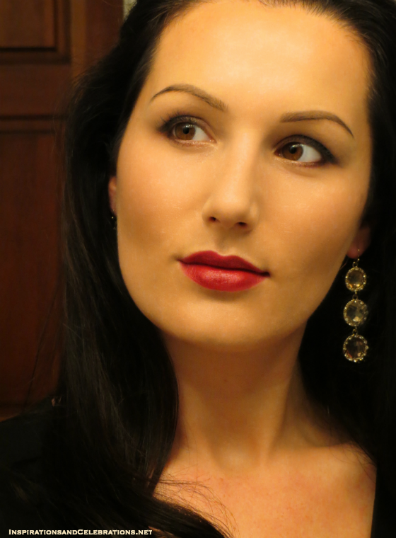 Bold and Beautiful Holiday Makeup Tutorial with Milani Cosmetics