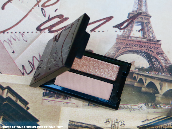 The Haute Holiday Fashion and Makeup Giveaway - Smashbox Full Exposure