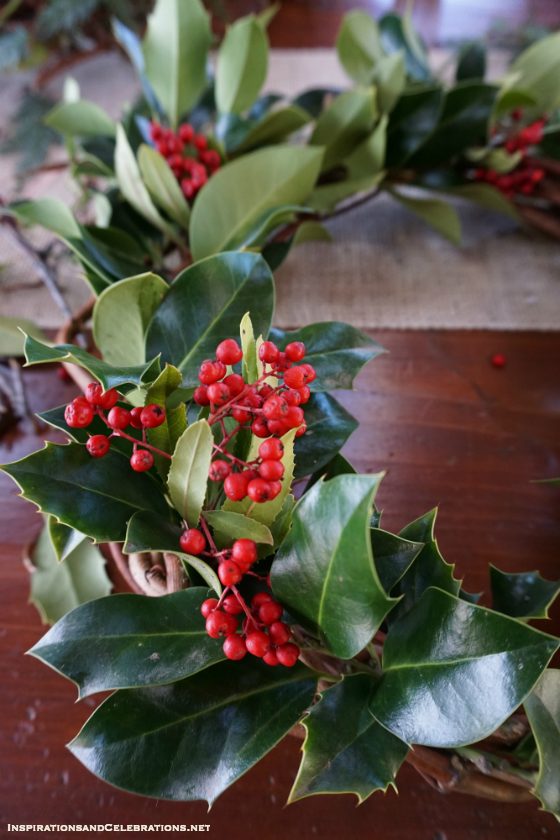 Tutorial on How To Make A DIY Holiday Wreath