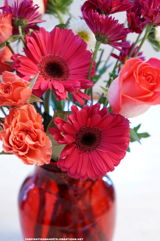 Trés Chic Entertaining Guide - I Love Paris Themed Valentine's Day Party