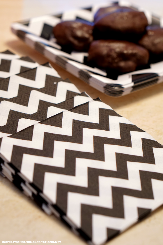 Trés Chic Entertaining Guide - I Love Paris Themed Valentine's Day Party