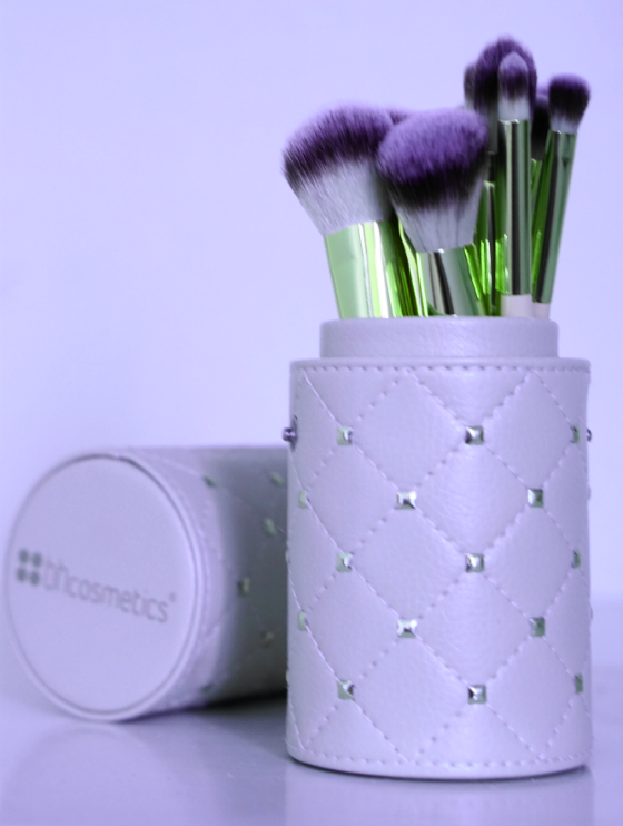 Fabulous Finds - Valentine's Day Gifts for Her - BH Cosmetics Studded Couture Brush Set
