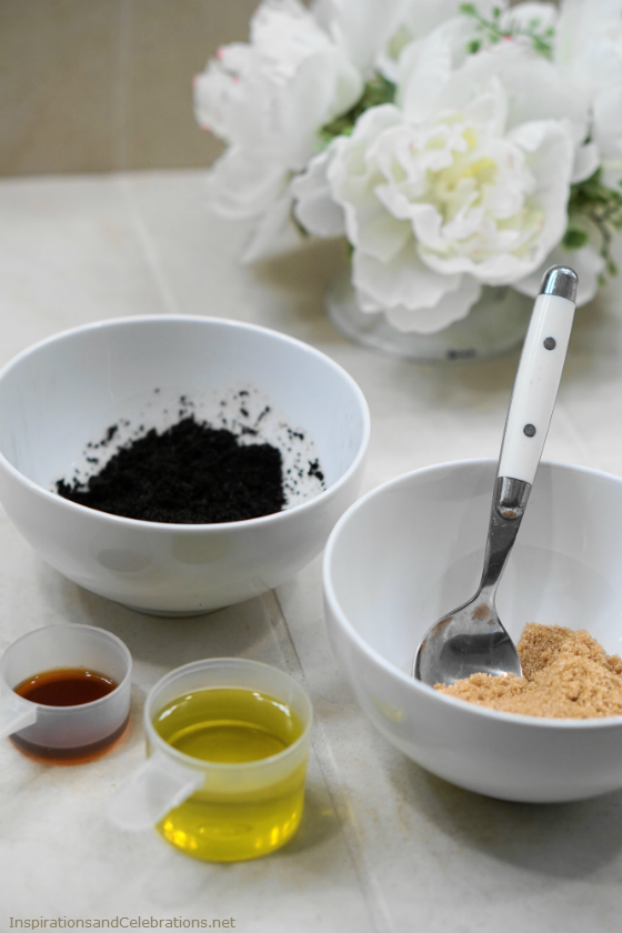 Spring Skincare Guide: How To Get The Perfect Tan with JERGENS® Natural Glow®