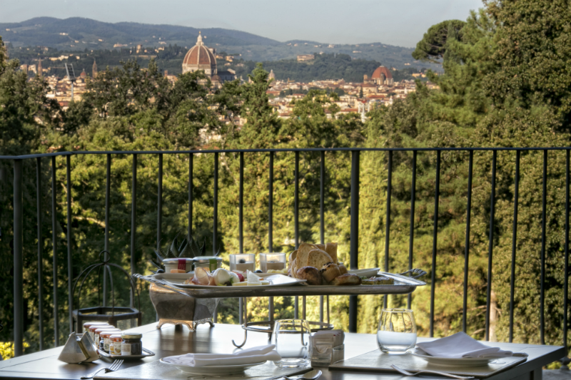 5 Incredible Hotels for Dining Al Fresco - Il Salviatino
