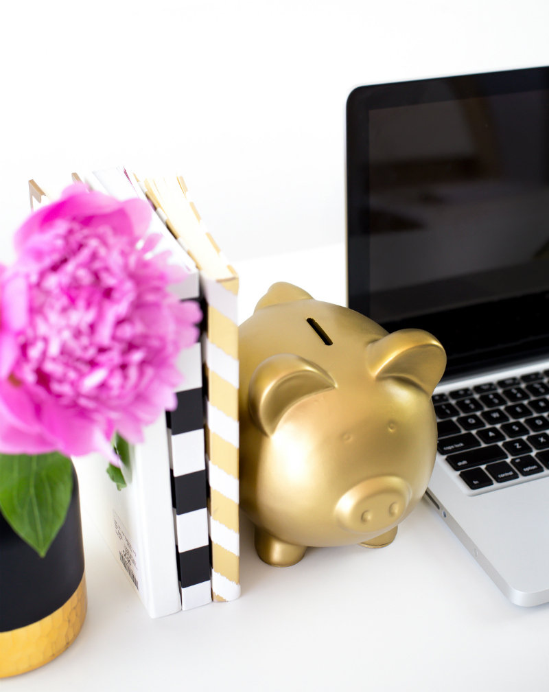 The Love and Money Guide: Expert Tips on Discussing Finances with Your Partner