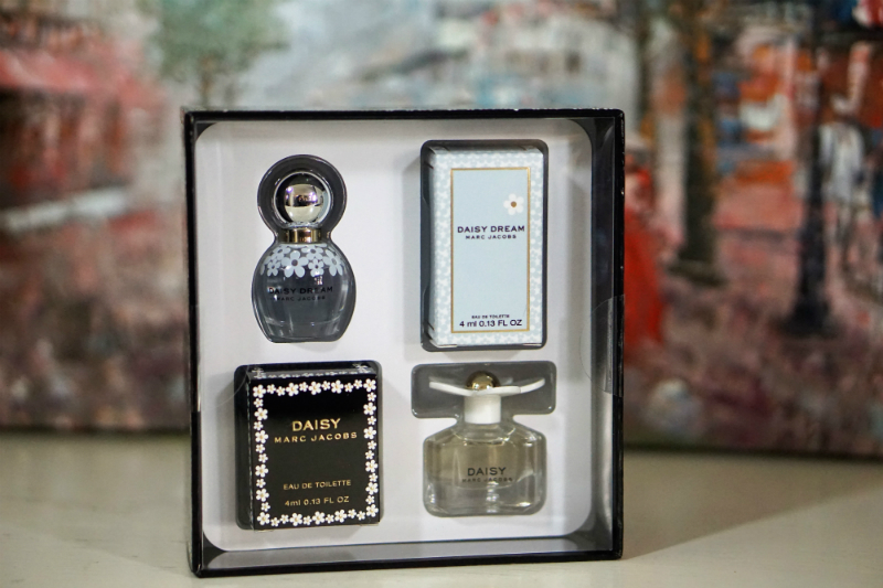 New Year New You GirlBoss Giveaway - Marc Jacobs Daisy