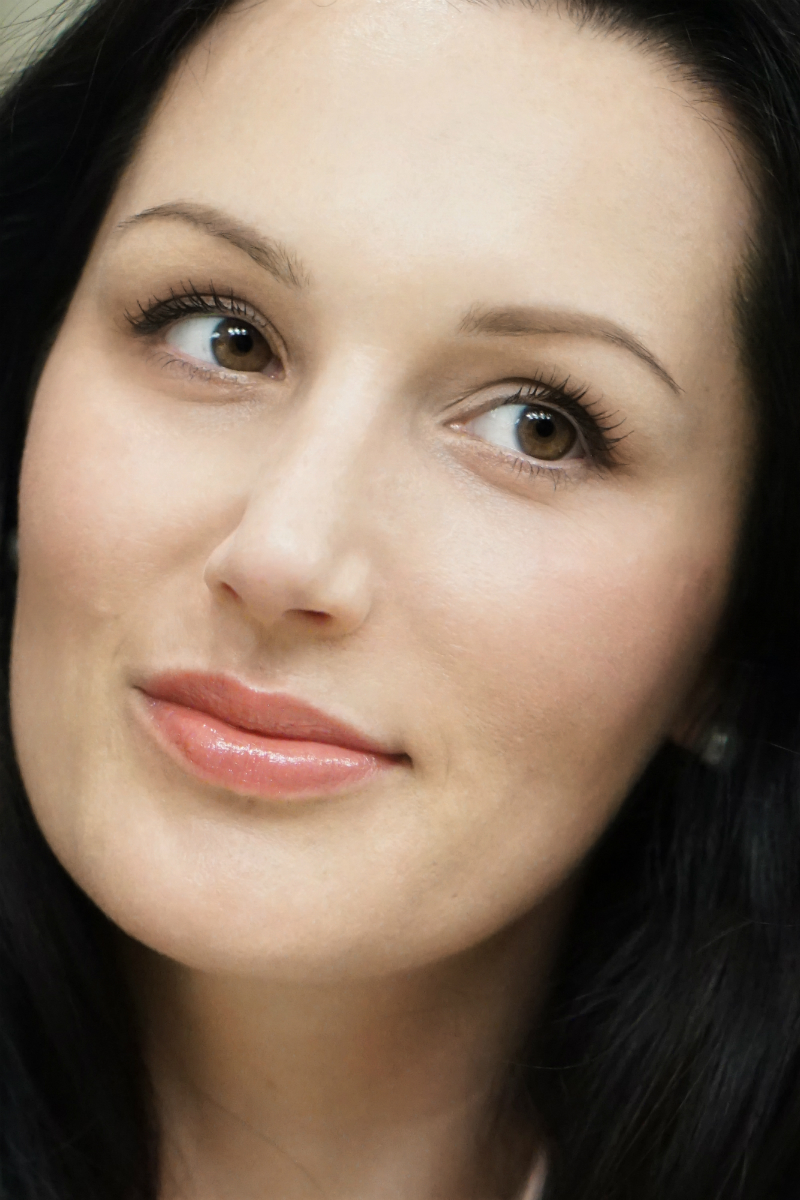 Beauty Tutorial - Paula's Choice Gorgeous On The Go Makeup Collection - 8