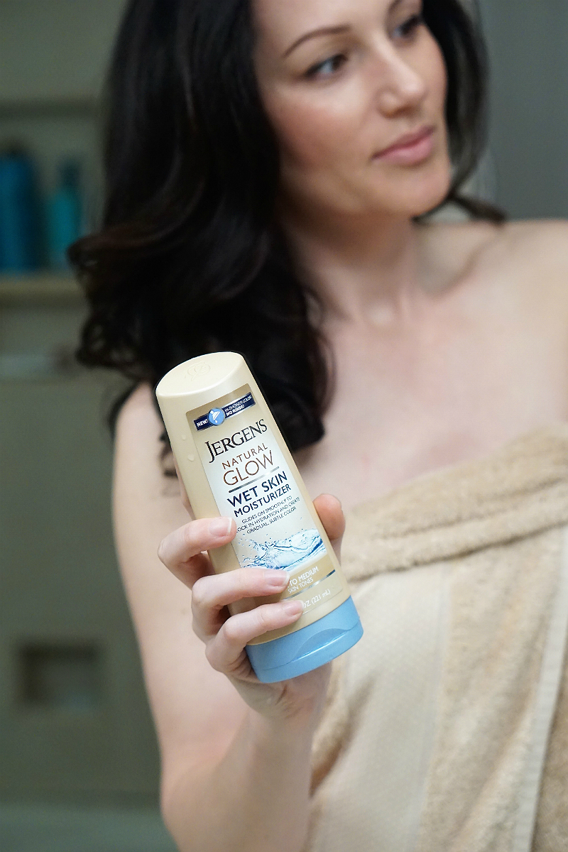 How To Get a Long-Lasting Natural Glow - Jergens Natural Glow