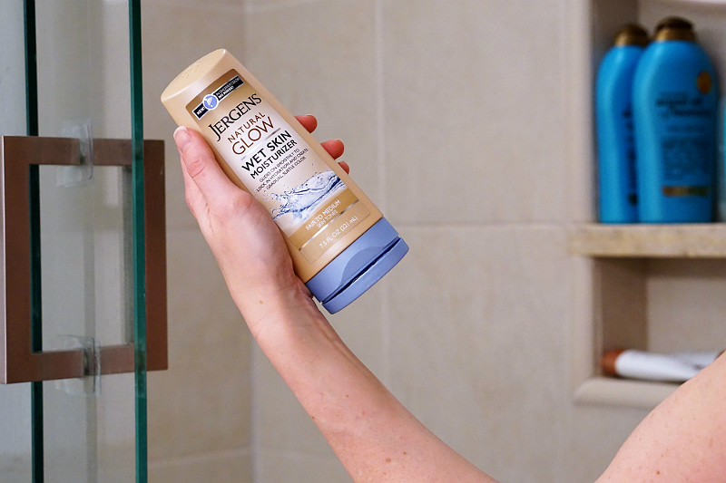 How To Get a Long-Lasting Natural Glow - Jergens Natural Glow