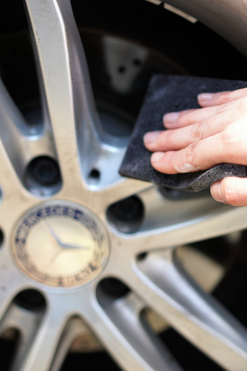 How To Quickly and Easily Clean Your Car On-The-Go with Armor All Ultra Shine