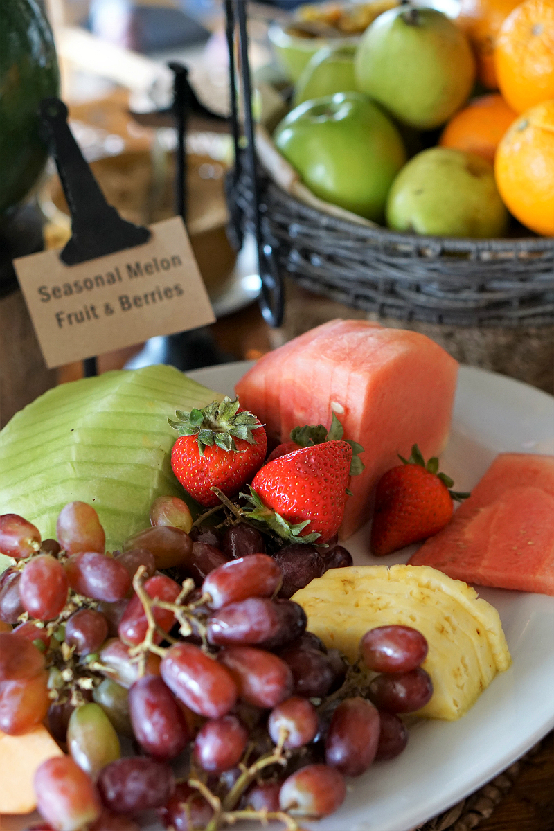 How To Get a Slimmer Waistline - Diet and Nutrition Tips