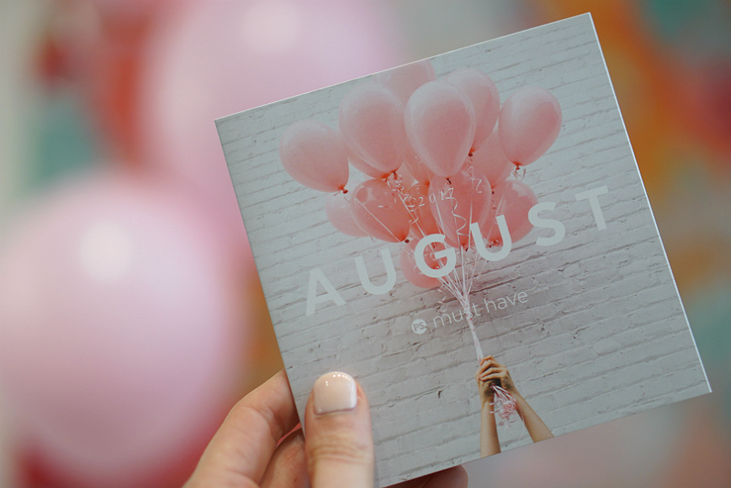 Popsugar Celebrates 5 Years of Curating Popsugar Must Have Boxes