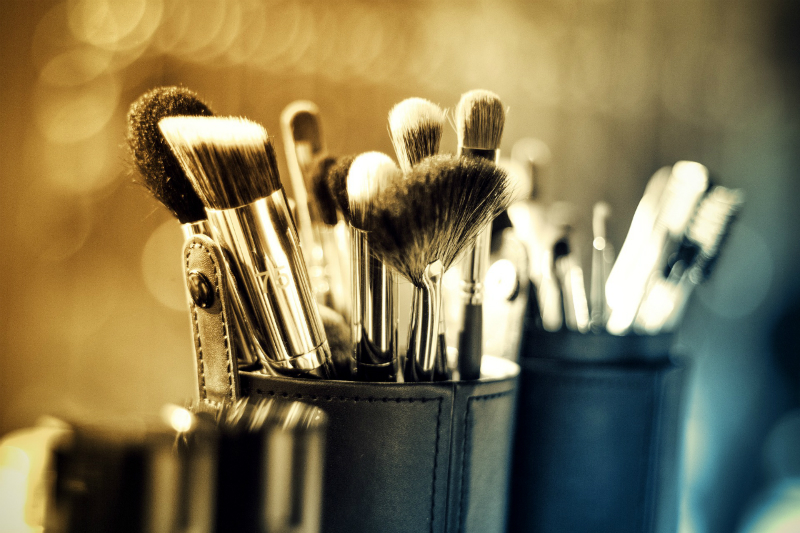 The Beauty Lover's Guide to Makeup Brushes