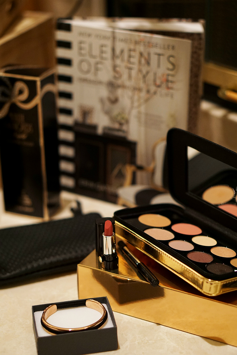 The Elements of Style Holiday Giveaway from Inspirations & Celebrations