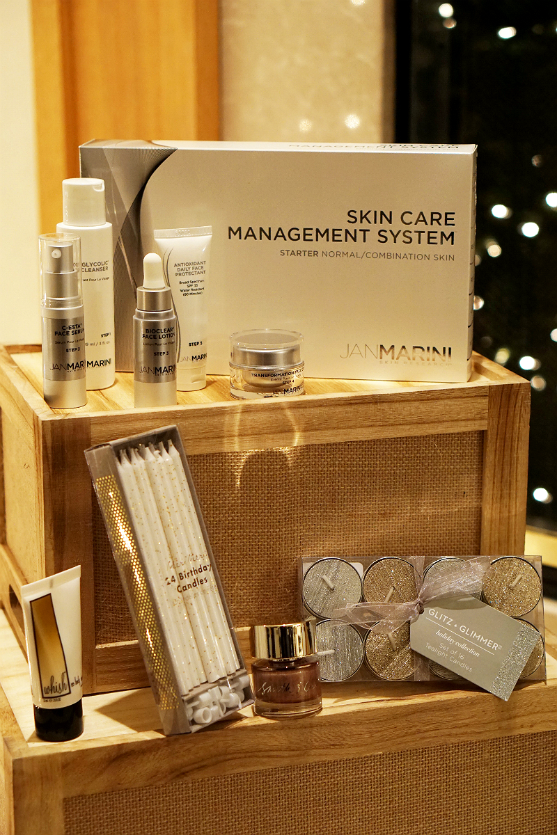 The Elements of Style Holiday Giveaway from Inspirations & Celebrations