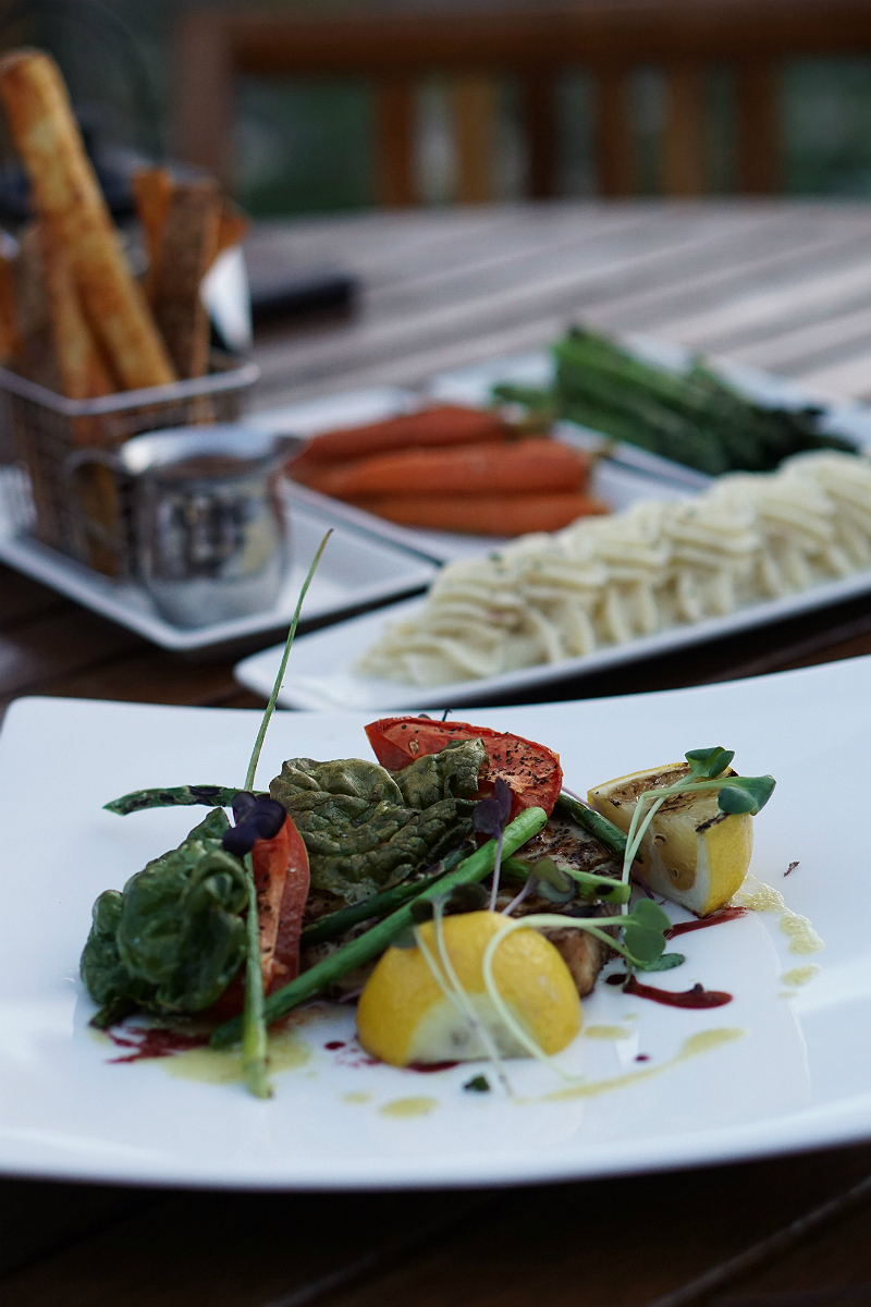 The New Dinerlist App Helps You Find The Best Restaurant Deals Nearby