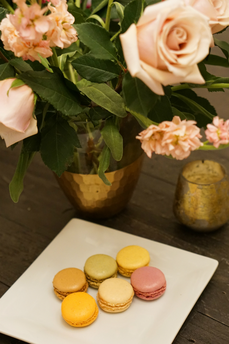 Positively Powerful with Pamprin - A 21-Day Guide To Creating Positive Habits