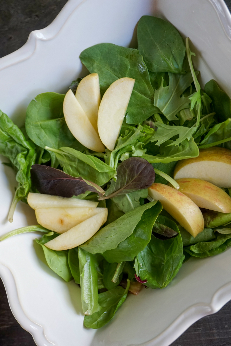 A Sweet Gluten-Free Superfood Salad That Boosts Your Energy