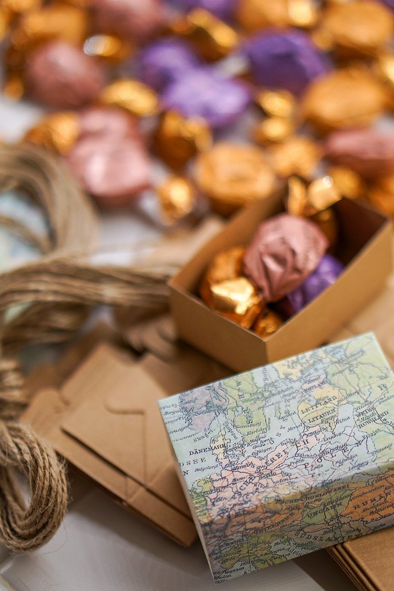 Entertaining Guide: How To Host a Christmas Around The World Holiday Party