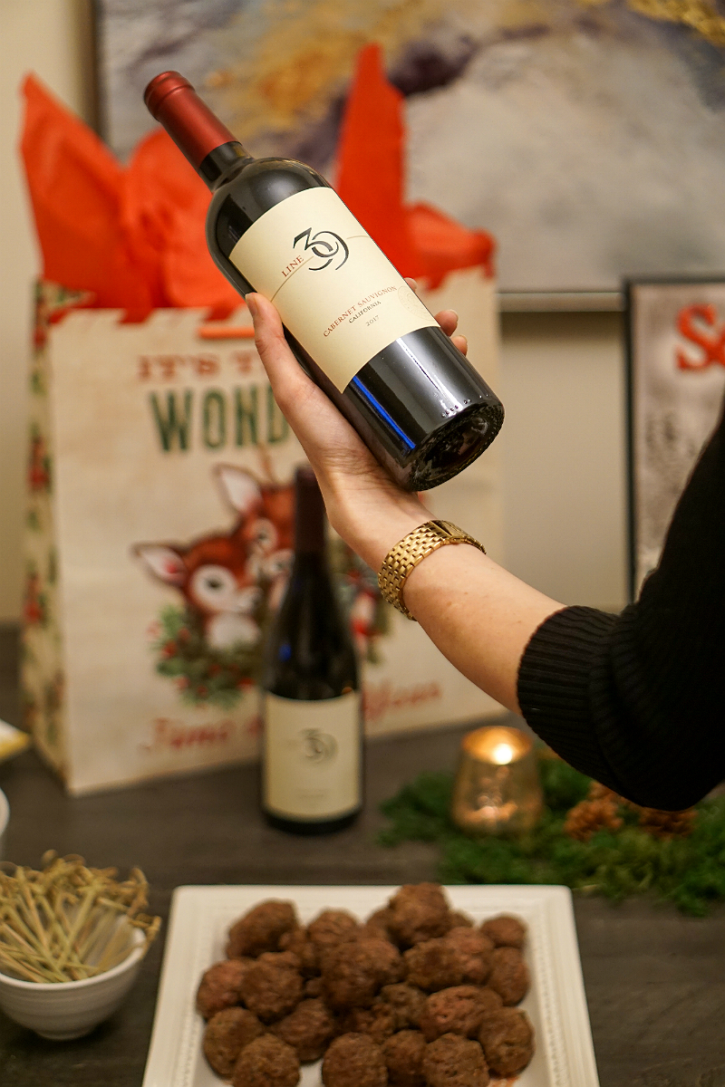 Entertaining Guide: How To Host a Christmas Around The World Holiday Party