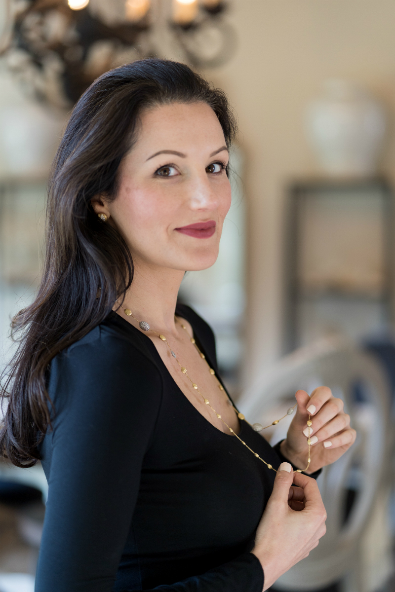 Style Guide: What To Wear To an Elegant Christmas Dinner