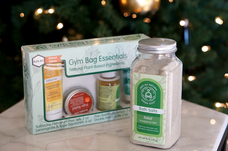 Top 10 Awesome Holiday Gift Ideas for Guys - Gifts for Fitness Fans