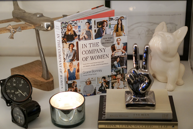 8 Inspiring Books That Will Help You Manifest Your Dreams This Year