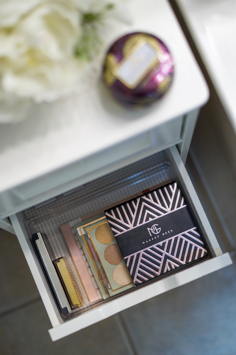 Pretty Bathroom Vanity Organization Ideas