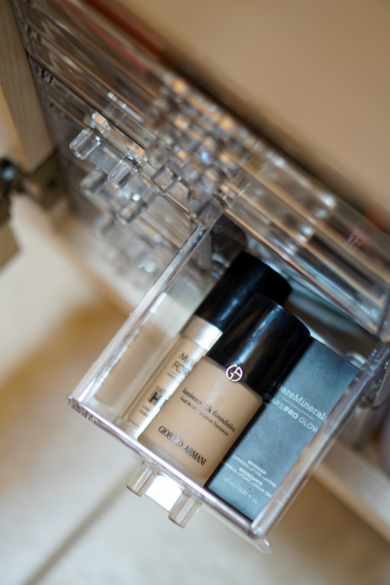 Pretty Bathroom Vanity Organization Ideas