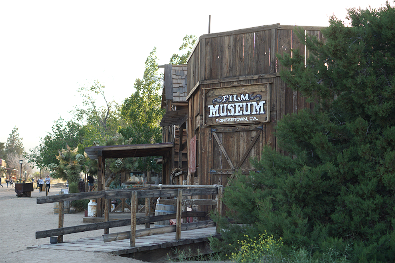The Glam Girl's Guide to Camping in Pioneertown