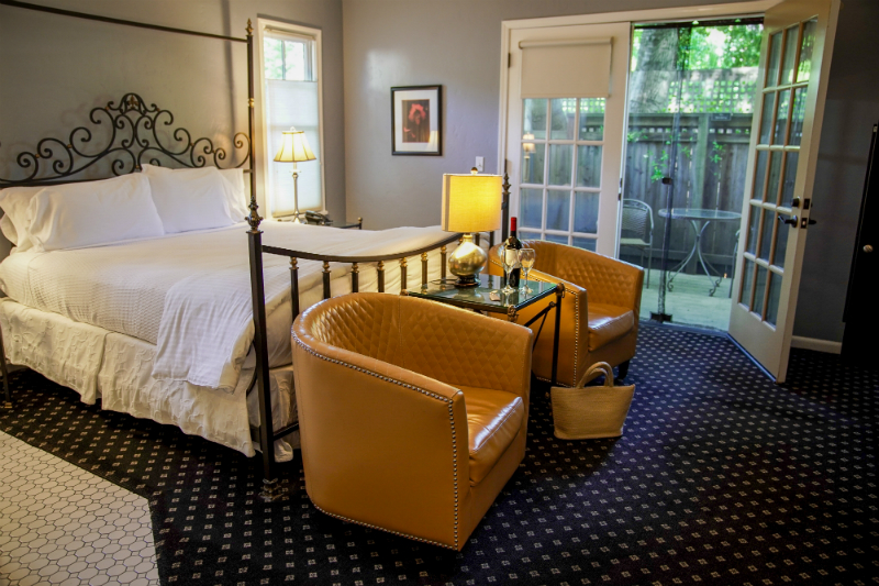 The Dog Lover's Guide to Visiting Downtown Napa