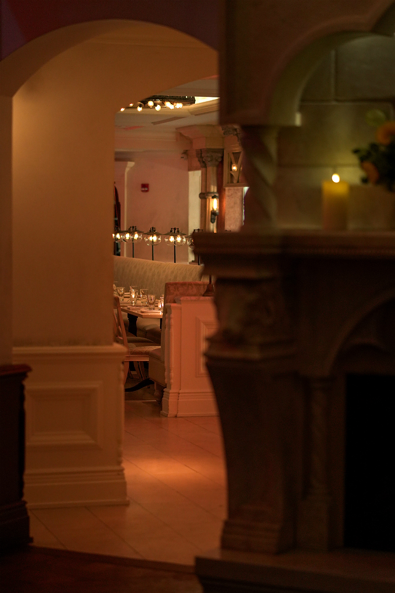 New York City Travel Guide - 3 NYC Bars That Are Perfect for a Romantic Date Night