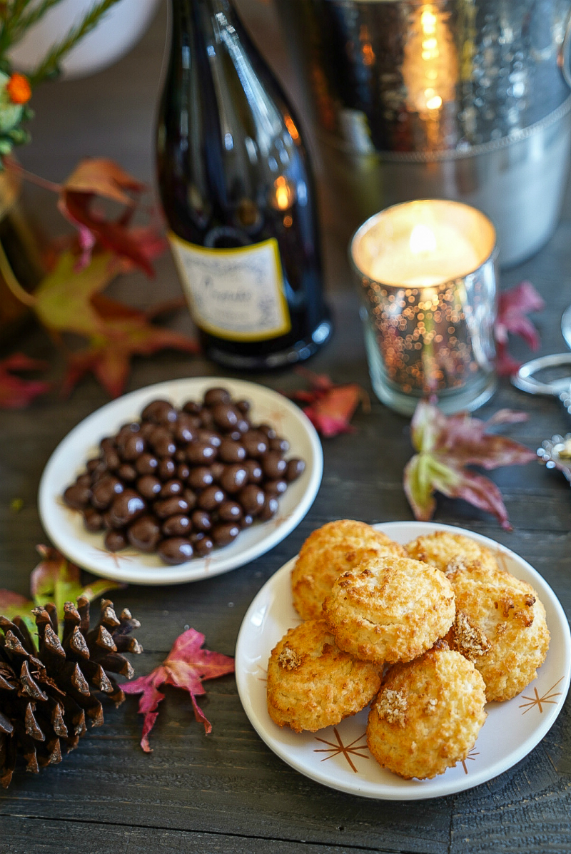Holiday Entertaining Guide: How To Host a Bubbles & Bites Happy Hour