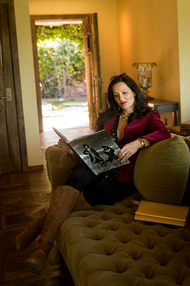 Fall Style Guide - A Modern Way To Wear The Glam 1970's Fashion Trend