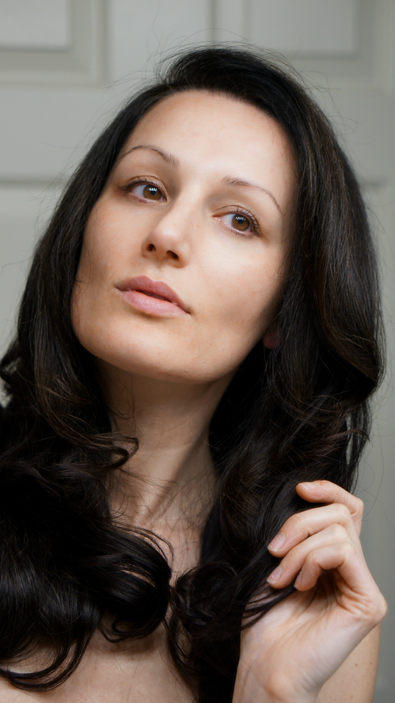 How To Make Your Hair Look Healthy and Beautiful