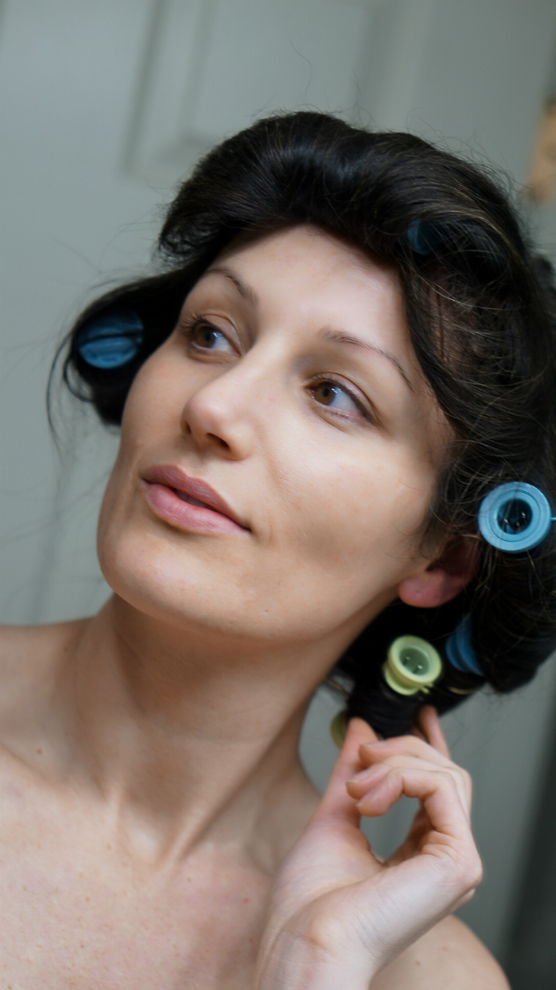 How To Make Your Hair Look Healthy and Beautiful