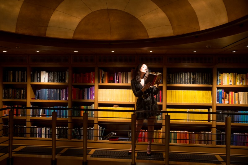 13 Authors, YouTubers and Speakers To Follow for Empowering Advice