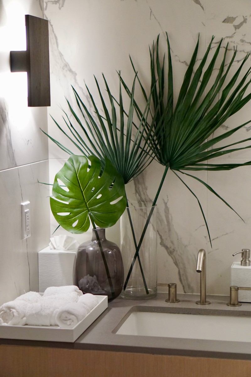 3 Natural Ways for Women To Balance Their Hormones