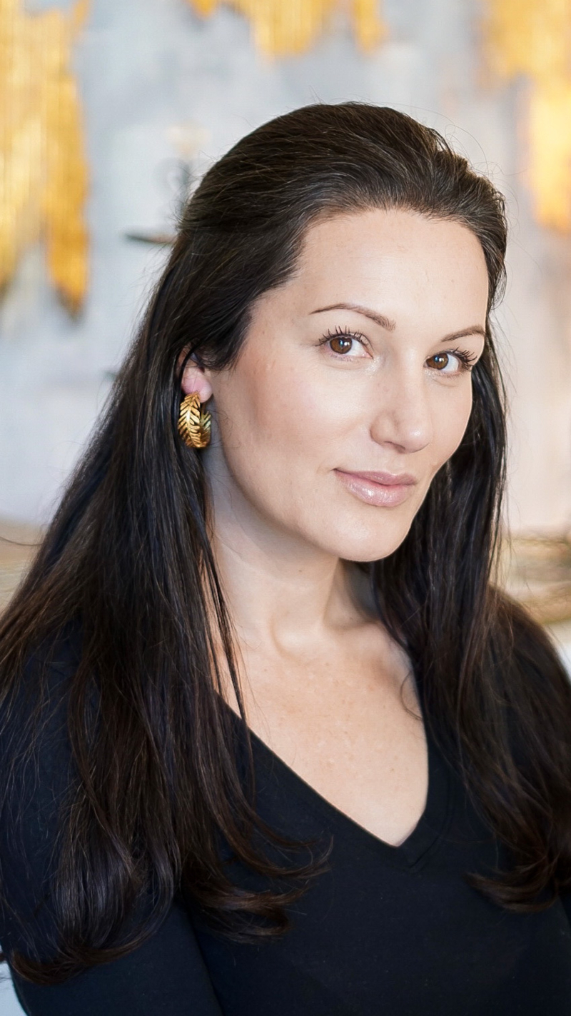 Beauty Industry Leader Bobbi Brown Shares Pro Makeup Tips for Women Over 30