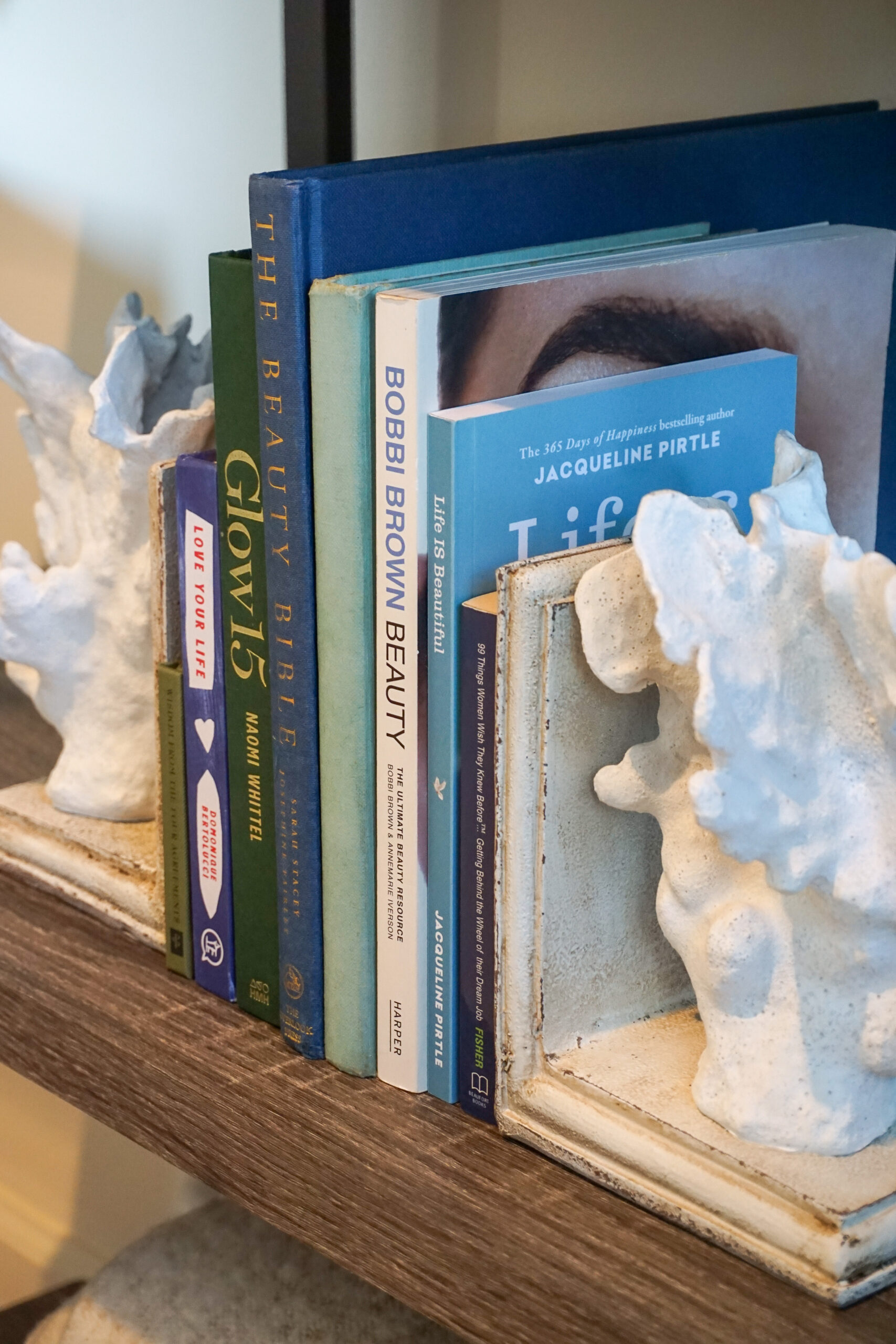 Easy Ways to Elevate Your Home with Inspiring Wall Art and Decor 