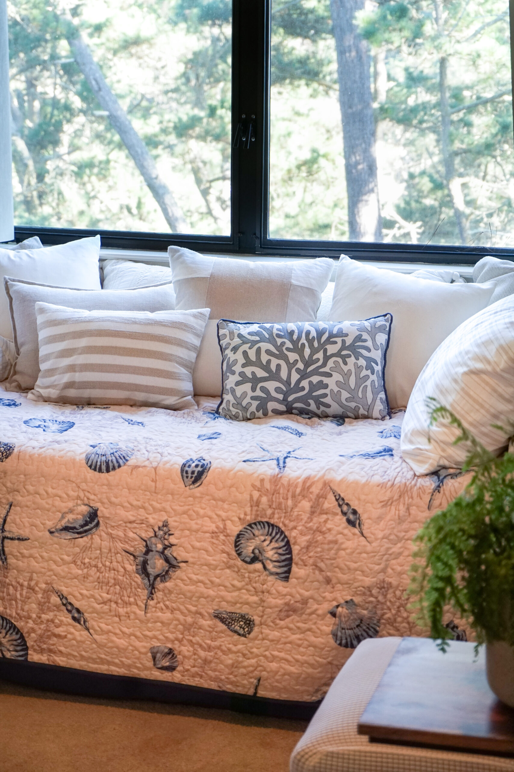 Easy Ways to Elevate Your Home with Inspiring Wall Art and Decor 