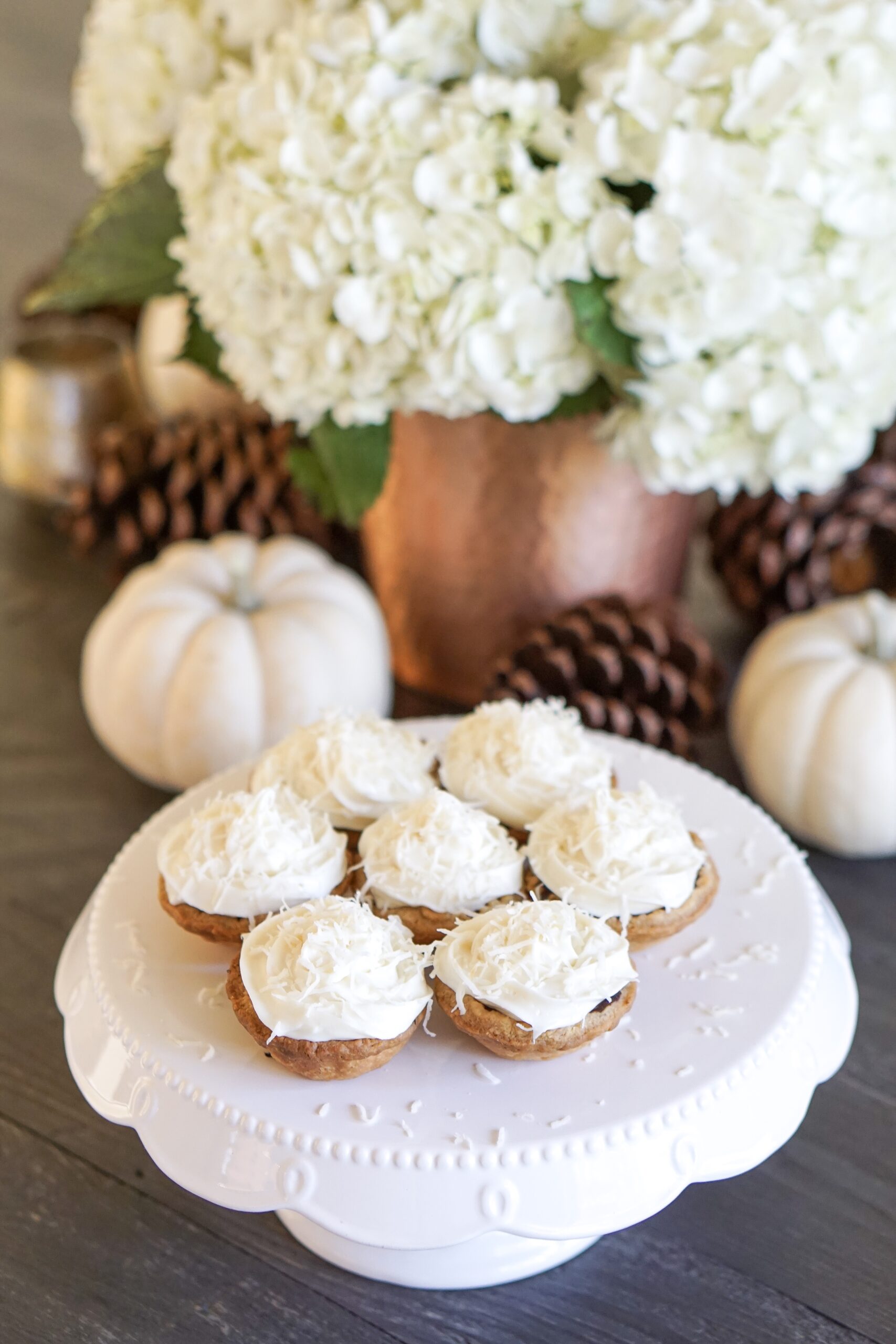 Holiday Entertaining Tips from Celebrity Event Planners, Chefs, and Restaurateurs