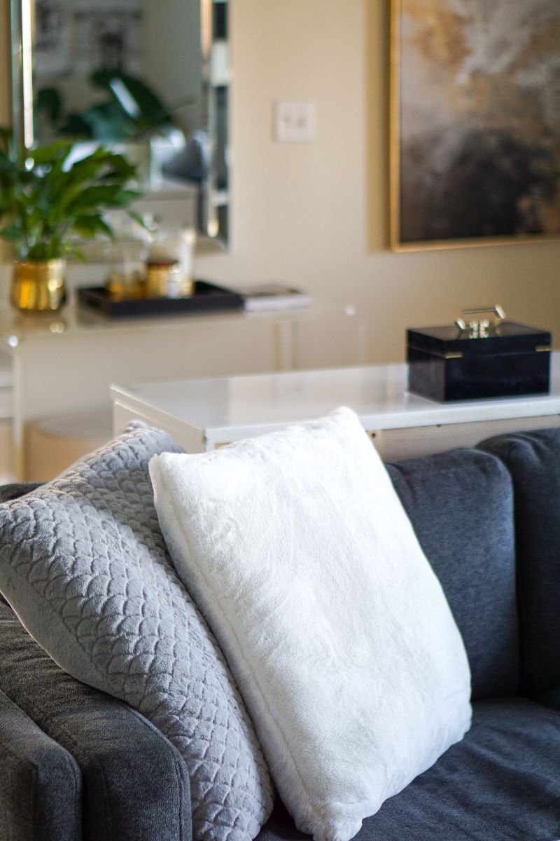 The Ultimate Guide to Tidying Up & Organizing Your Home and Office