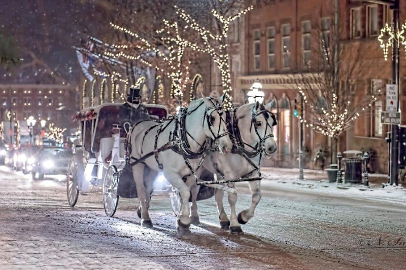 12 Dreamy Travel Destinations That Are Idyllic for Celebrating The Holidays - Bethlehem PA