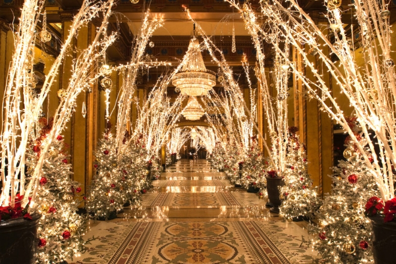 12 Dreamy Travel Destinations That Are Idyllic for Celebrating The Holidays - The Roosevelt New Orleans
