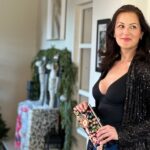 Holiday Style Inspiration: Glamorous Sequin Party Outfits To Wear To Celebrate The Holidays Holiday-Style-Inspiration-Glamorous-Sequin-Party-Outfits-To-Wear-To-Celebrate-The-Holidays-2